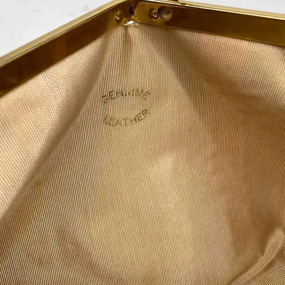 Vintage White Leather Clutch | OS Regular | Women’s
